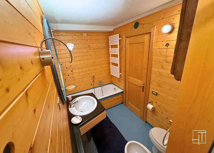 Lägenhet Ht - Esclusivo A