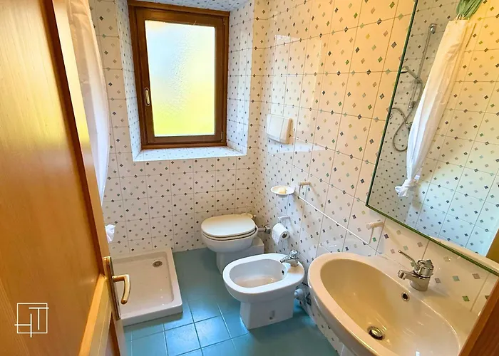 Ht - Esclusivo A * 科尔蒂纳丹佩佐